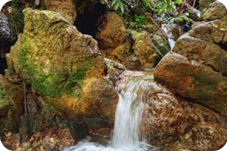 Imej Gunung Lambak