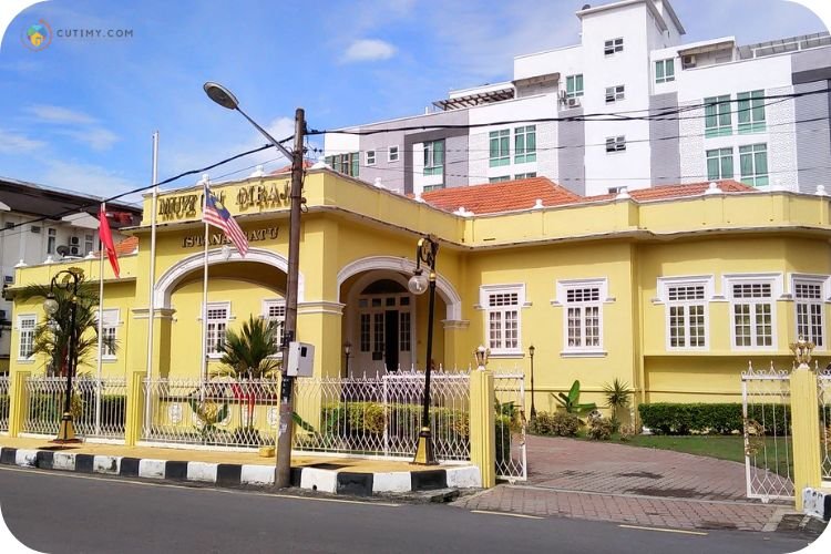 Imej Muzium Diraja Istana Batu