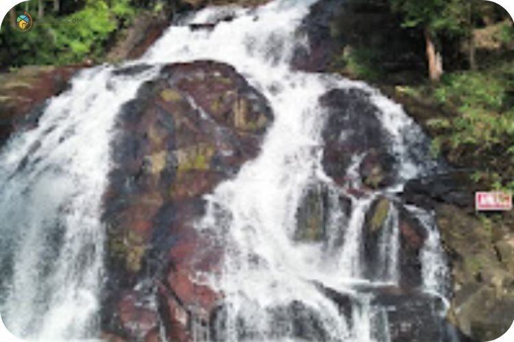 Imej Air Terjun Kota Tinggi