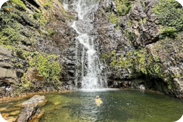 Imej Air Terjun Telaga Tujuh (Seven Wells Waterfall)