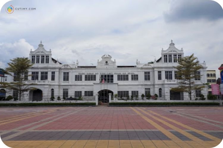 Imej Dataran Warisan Taiping