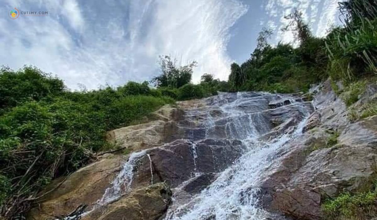 imej Air Terjun Teruna Dara