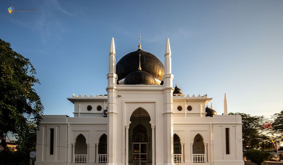 imej Alwi Mosque