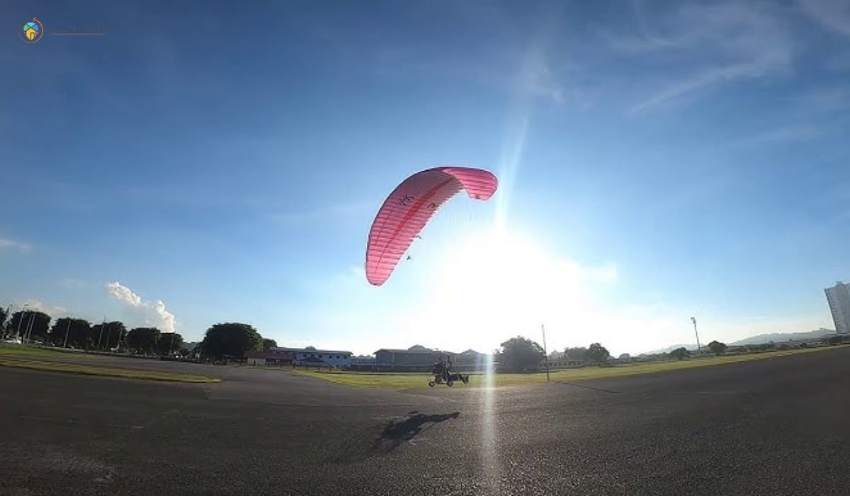 imej Bintulu Paragliding