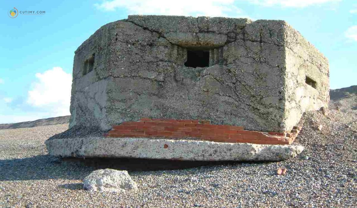 imej British World War II Pillbox