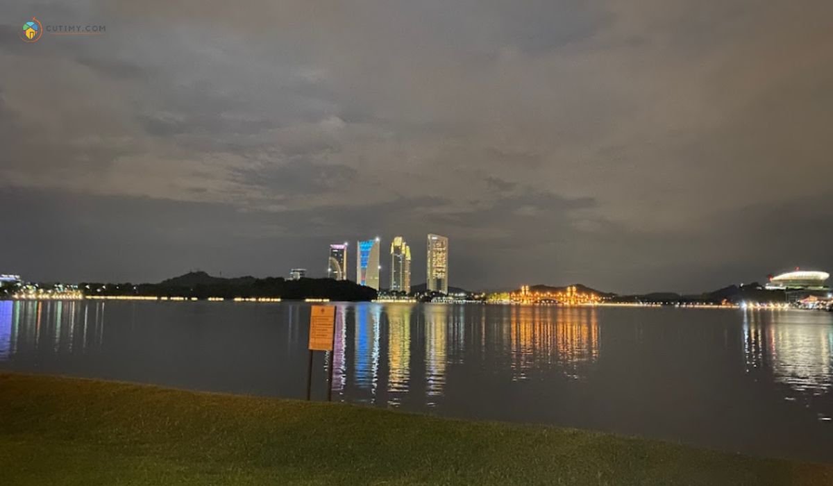 imej Cyberjaya Lakeside