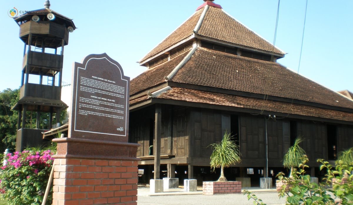 imej Kampung Laut Mosque