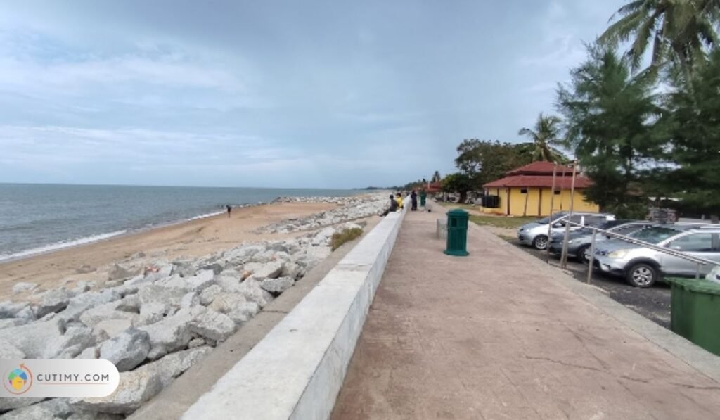 Imej Pantai Cahaya Bulan (PCB),