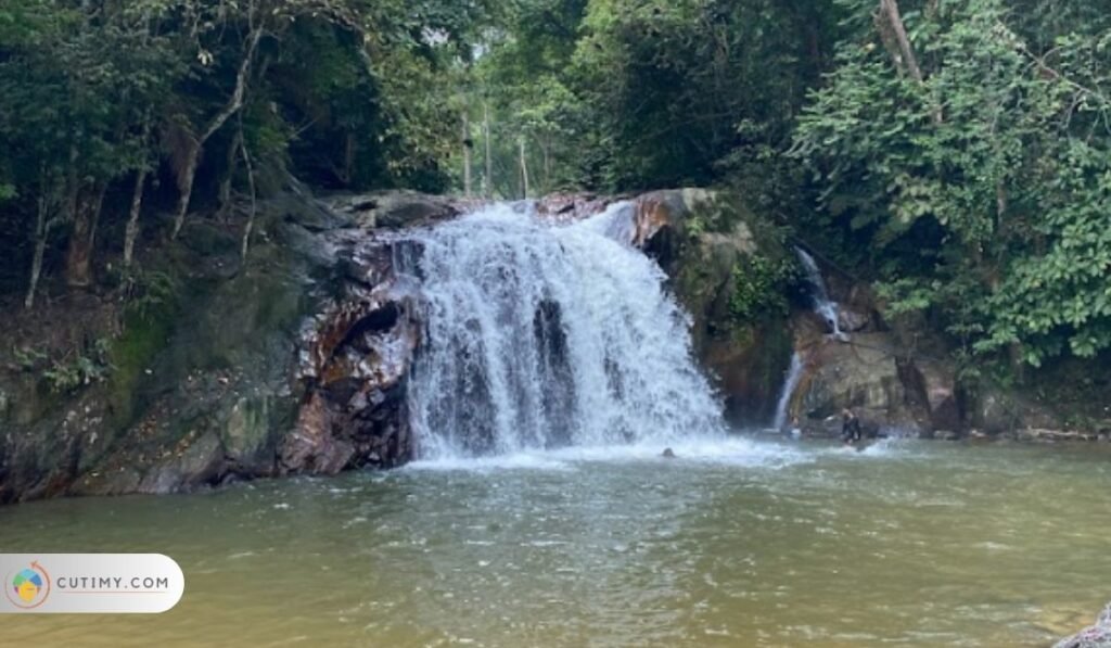 Imej Serendah Recreational Waterfall